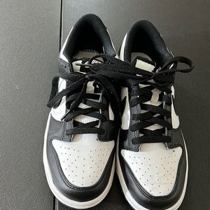 Nike dunks for sale women size 8.5 kids size 7